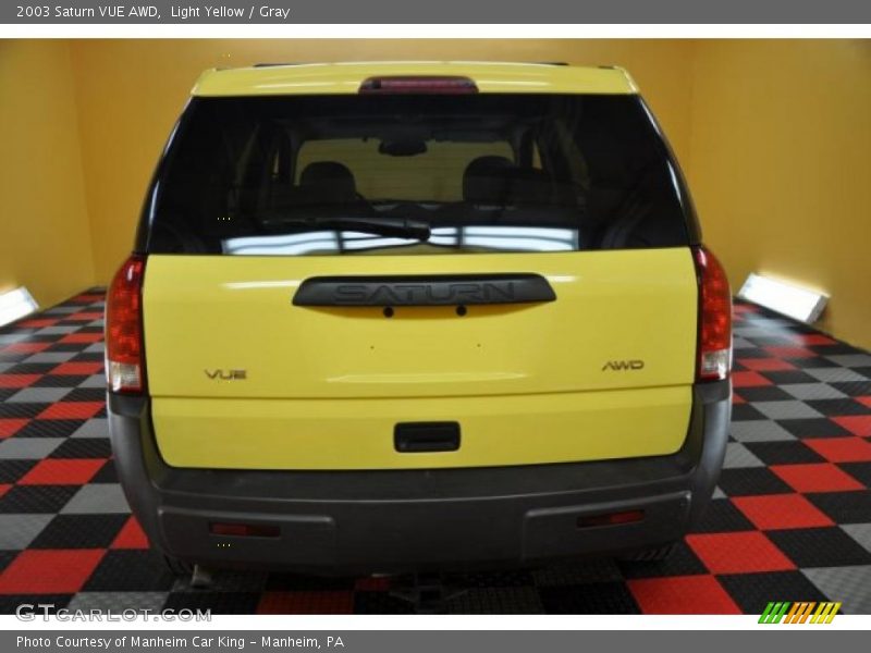 Light Yellow / Gray 2003 Saturn VUE AWD