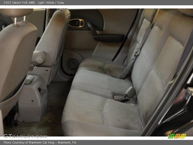 Light Yellow / Gray 2003 Saturn VUE AWD
