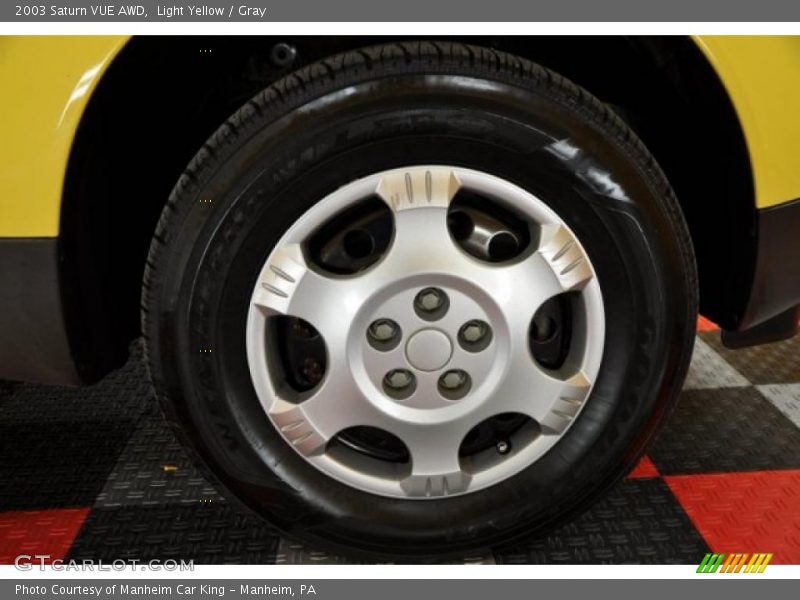 Light Yellow / Gray 2003 Saturn VUE AWD