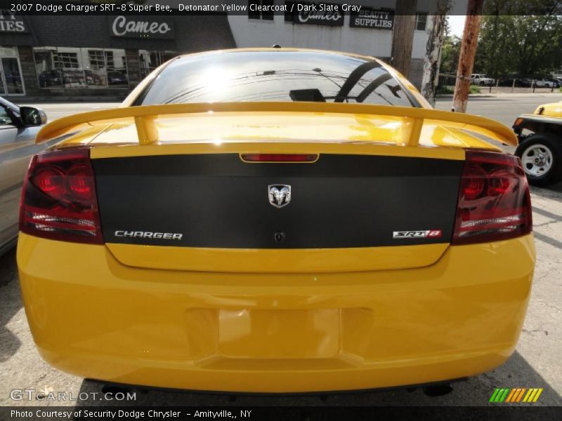 Detonator Yellow Clearcoat / Dark Slate Gray 2007 Dodge Charger SRT-8 Super Bee