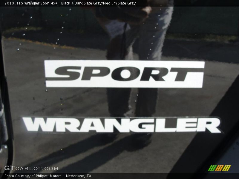 Black / Dark Slate Gray/Medium Slate Gray 2010 Jeep Wrangler Sport 4x4