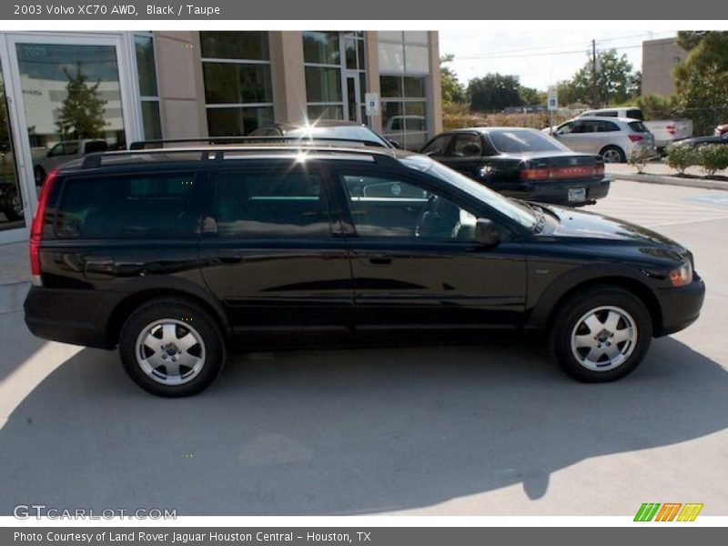 Black / Taupe 2003 Volvo XC70 AWD