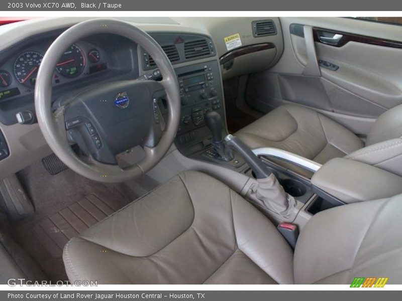 Black / Taupe 2003 Volvo XC70 AWD