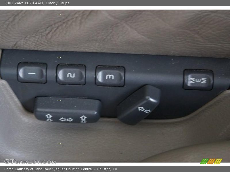 Black / Taupe 2003 Volvo XC70 AWD