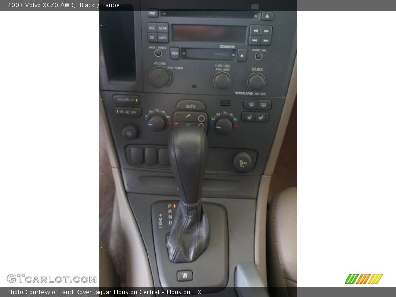 Black / Taupe 2003 Volvo XC70 AWD