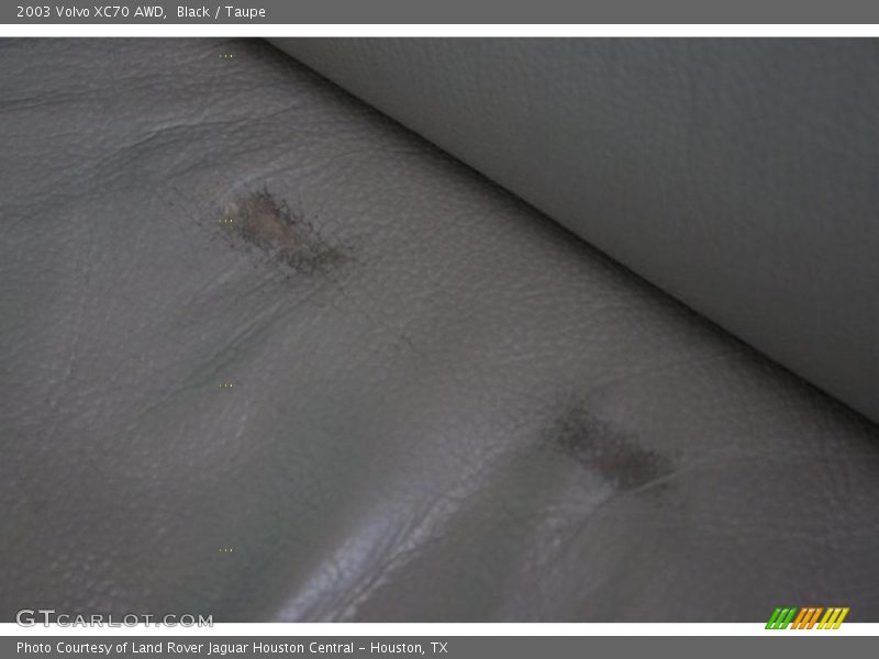 Black / Taupe 2003 Volvo XC70 AWD