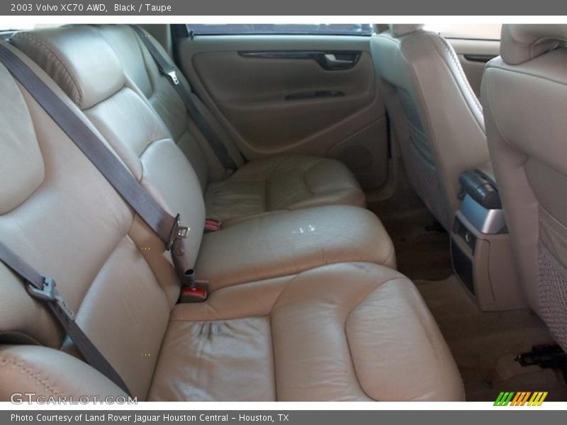 Black / Taupe 2003 Volvo XC70 AWD