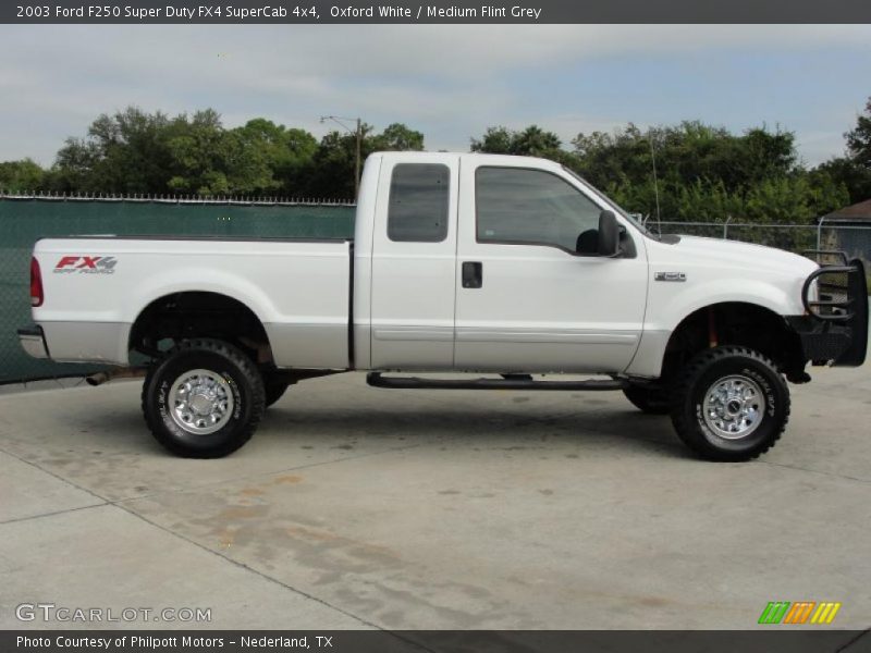 Oxford White / Medium Flint Grey 2003 Ford F250 Super Duty FX4 SuperCab 4x4