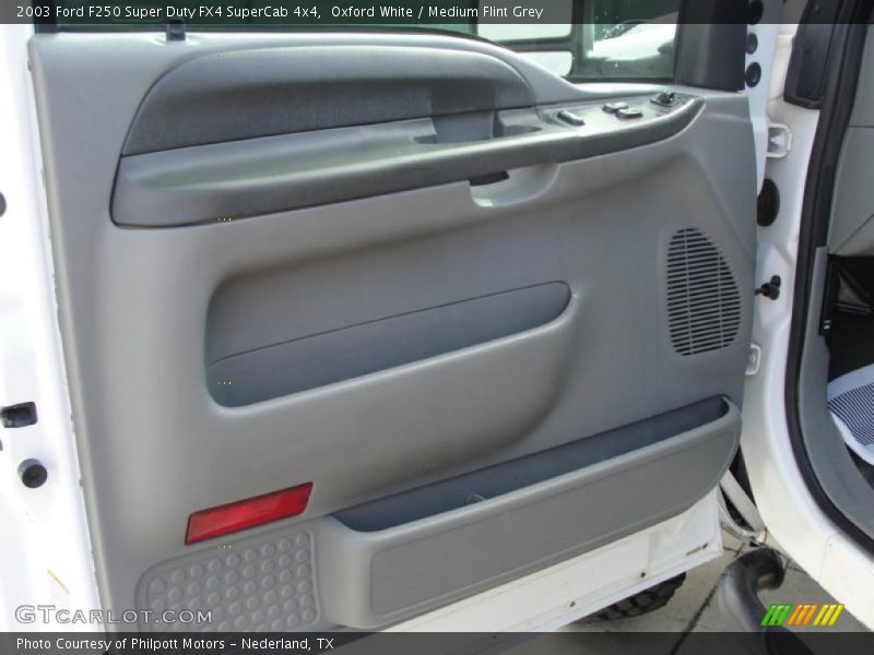Oxford White / Medium Flint Grey 2003 Ford F250 Super Duty FX4 SuperCab 4x4