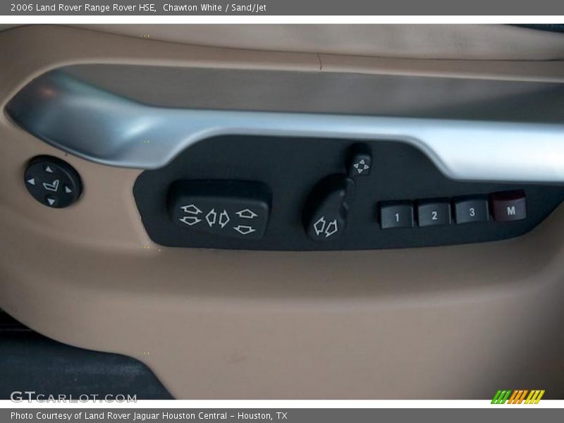 Controls of 2006 Range Rover HSE