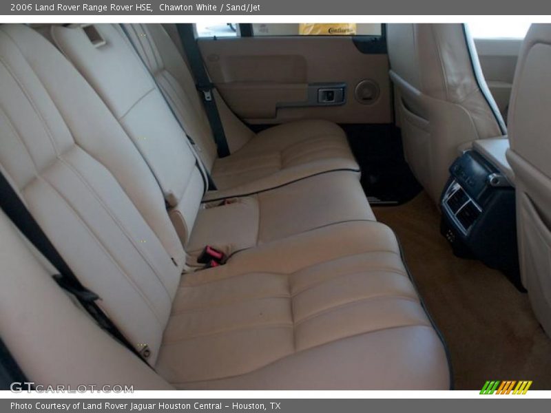  2006 Range Rover HSE Sand/Jet Interior