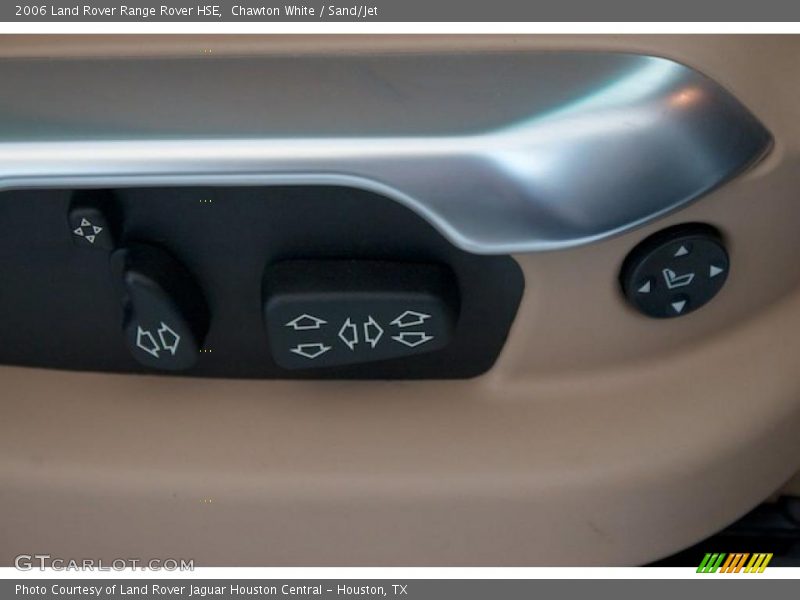 Controls of 2006 Range Rover HSE