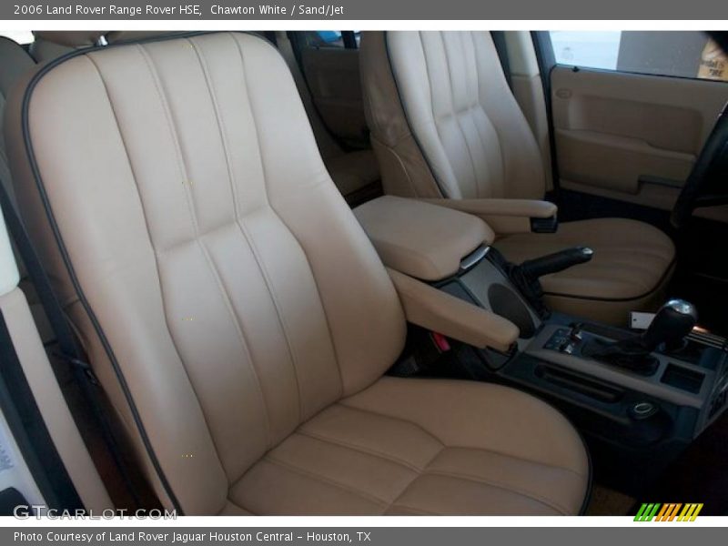  2006 Range Rover HSE Sand/Jet Interior