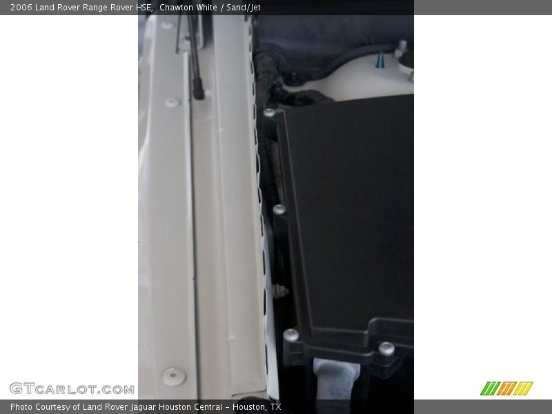 Chawton White / Sand/Jet 2006 Land Rover Range Rover HSE