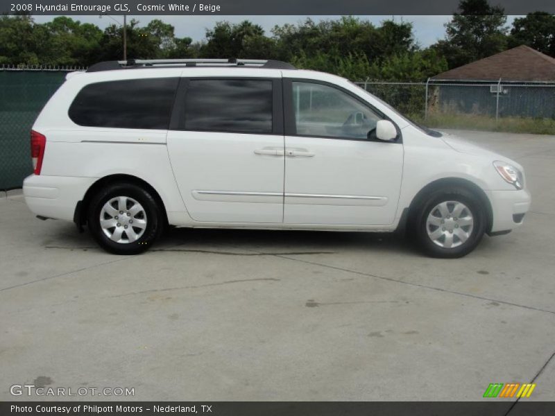 Cosmic White / Beige 2008 Hyundai Entourage GLS