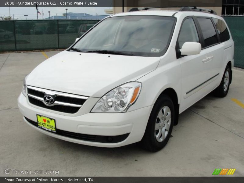 Cosmic White / Beige 2008 Hyundai Entourage GLS