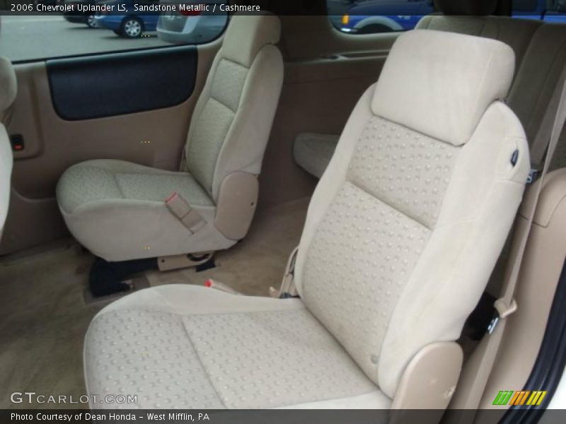 Sandstone Metallic / Cashmere 2006 Chevrolet Uplander LS