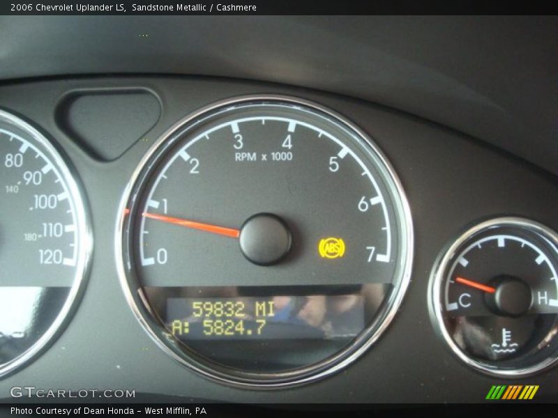 Sandstone Metallic / Cashmere 2006 Chevrolet Uplander LS