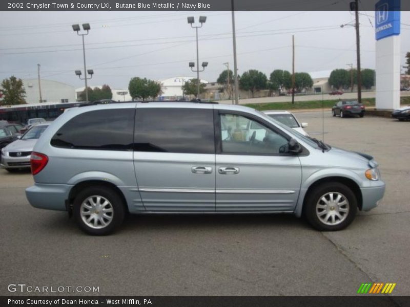 Butane Blue Metallic / Navy Blue 2002 Chrysler Town & Country LXi