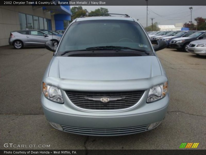 Butane Blue Metallic / Navy Blue 2002 Chrysler Town & Country LXi