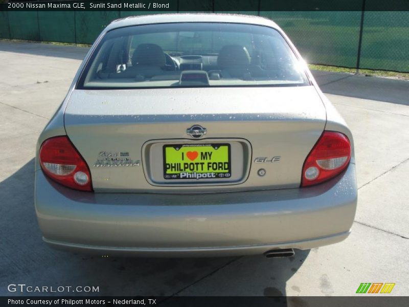 Sunlit Sand Metallic / Blond 2000 Nissan Maxima GLE