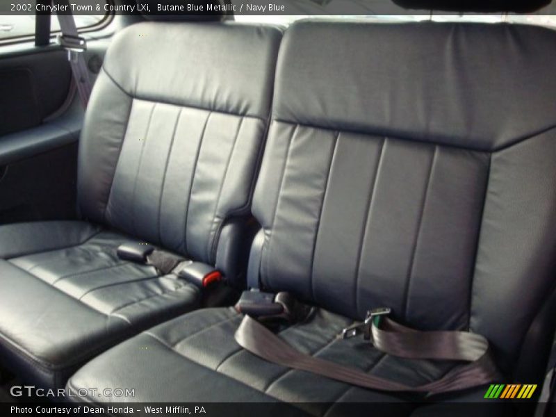 Butane Blue Metallic / Navy Blue 2002 Chrysler Town & Country LXi