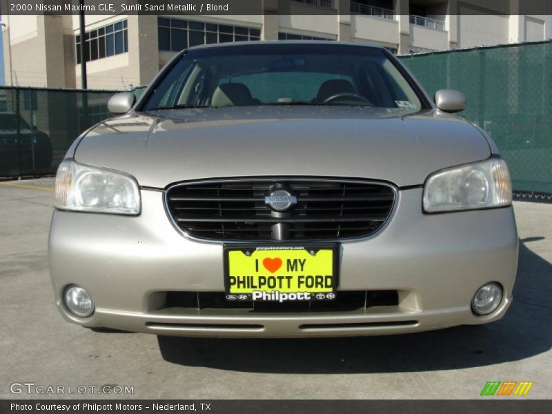 Sunlit Sand Metallic / Blond 2000 Nissan Maxima GLE
