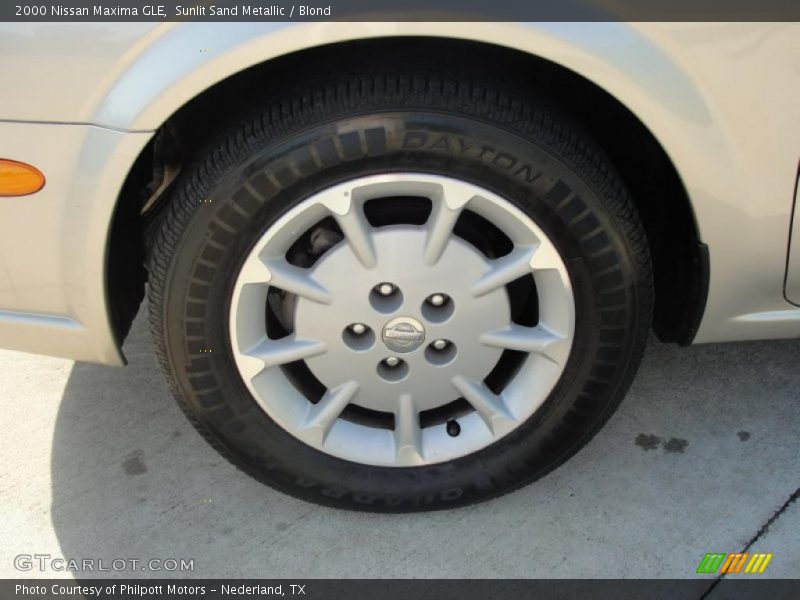  2000 Maxima GLE Wheel