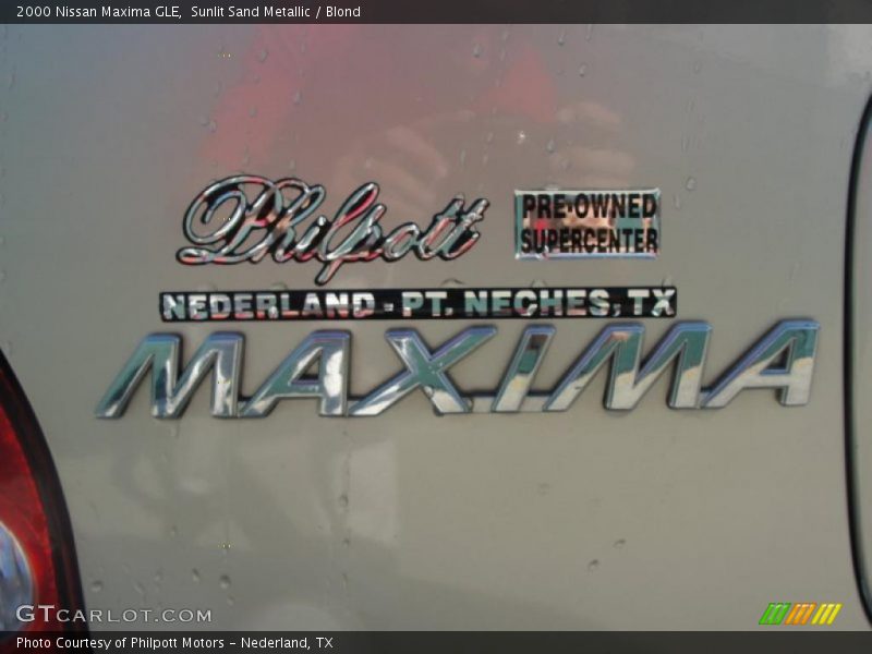 Sunlit Sand Metallic / Blond 2000 Nissan Maxima GLE