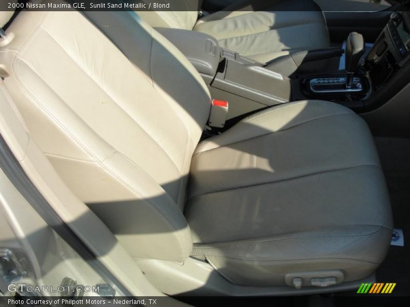 Sunlit Sand Metallic / Blond 2000 Nissan Maxima GLE