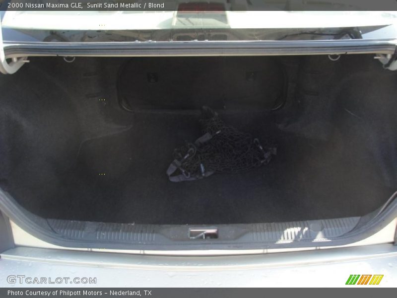 Sunlit Sand Metallic / Blond 2000 Nissan Maxima GLE