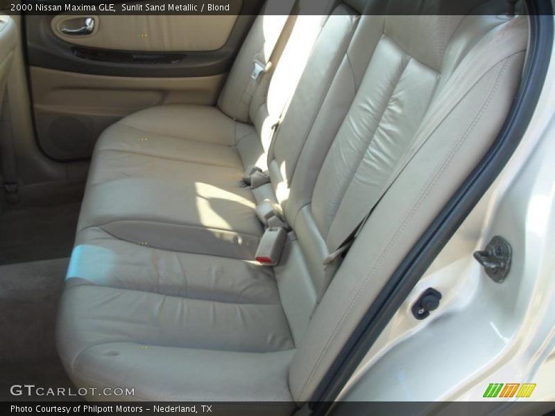 Sunlit Sand Metallic / Blond 2000 Nissan Maxima GLE