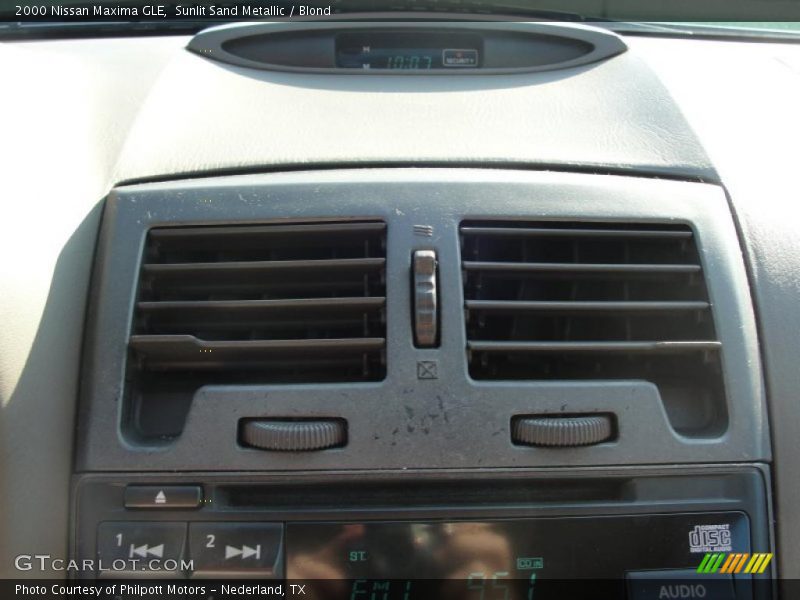 Sunlit Sand Metallic / Blond 2000 Nissan Maxima GLE