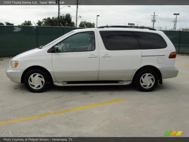 Super White / Oak 2000 Toyota Sienna XLE