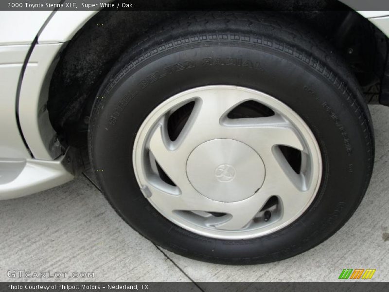 Super White / Oak 2000 Toyota Sienna XLE