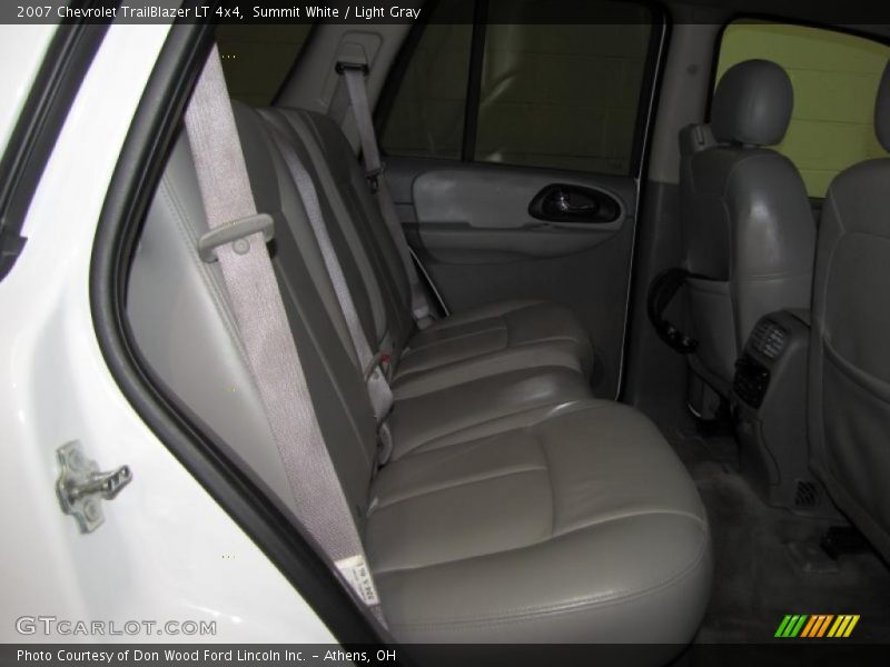Summit White / Light Gray 2007 Chevrolet TrailBlazer LT 4x4