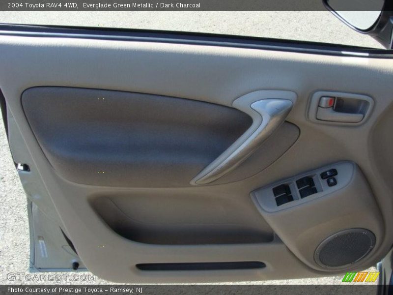 Everglade Green Metallic / Dark Charcoal 2004 Toyota RAV4 4WD