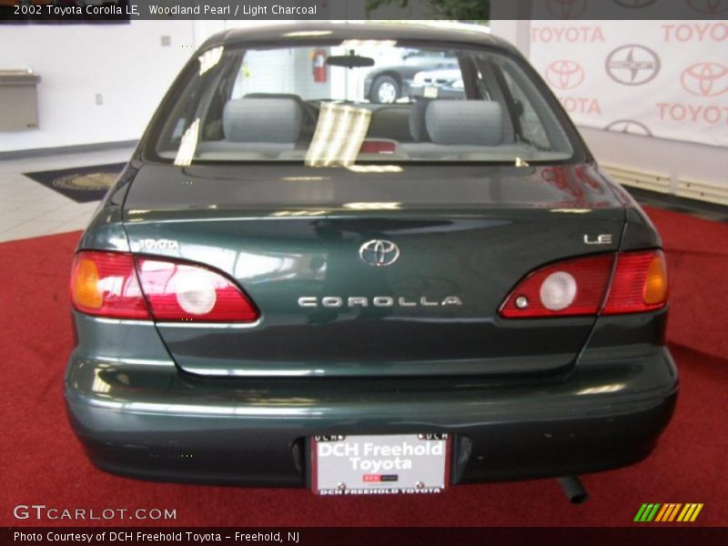 Woodland Pearl / Light Charcoal 2002 Toyota Corolla LE