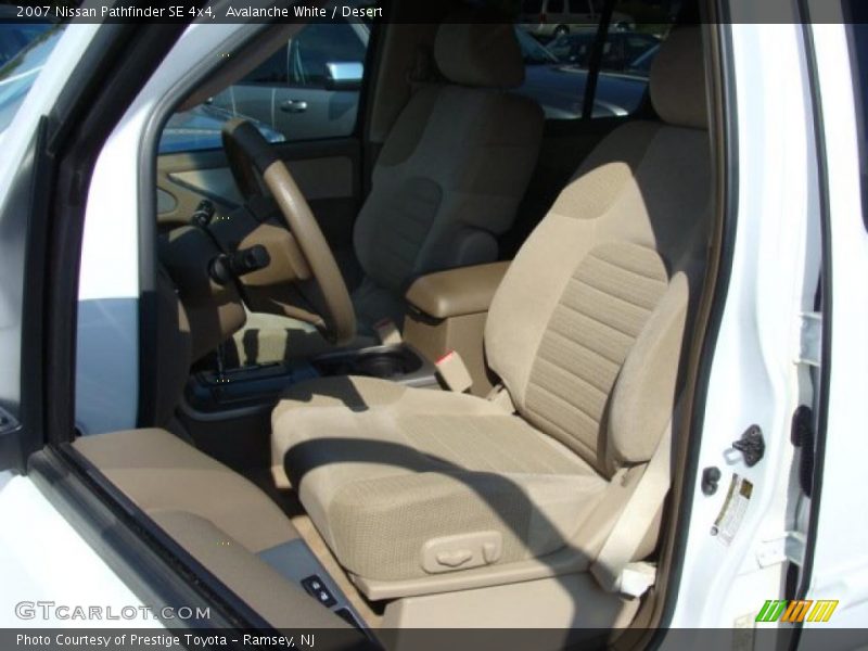 Avalanche White / Desert 2007 Nissan Pathfinder SE 4x4