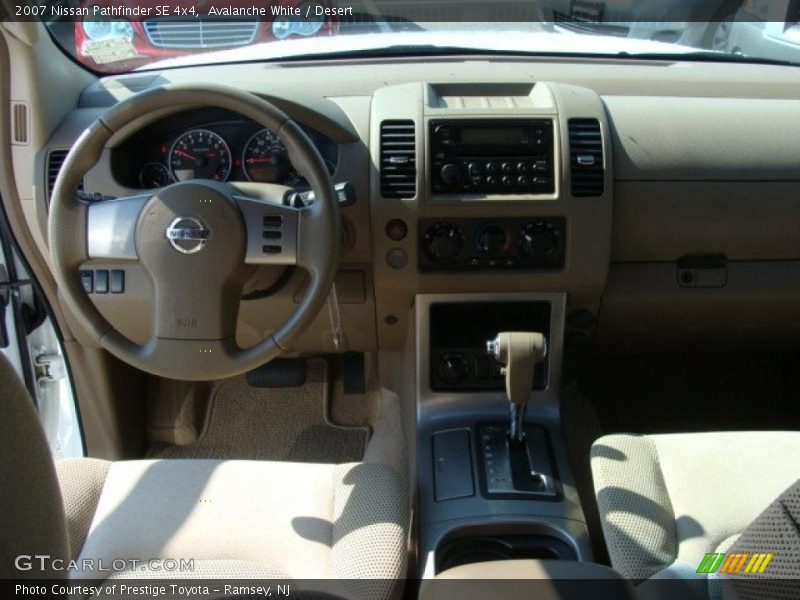 Avalanche White / Desert 2007 Nissan Pathfinder SE 4x4