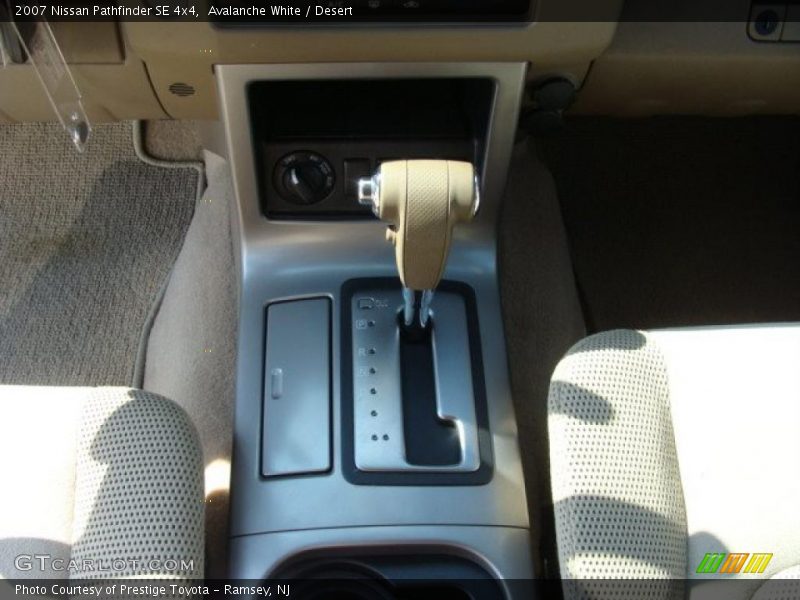 Avalanche White / Desert 2007 Nissan Pathfinder SE 4x4