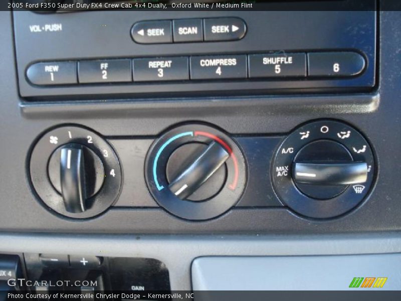 Oxford White / Medium Flint 2005 Ford F350 Super Duty FX4 Crew Cab 4x4 Dually
