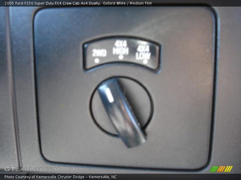 Oxford White / Medium Flint 2005 Ford F350 Super Duty FX4 Crew Cab 4x4 Dually