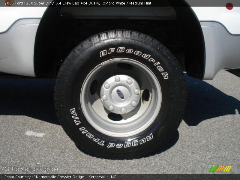 Oxford White / Medium Flint 2005 Ford F350 Super Duty FX4 Crew Cab 4x4 Dually
