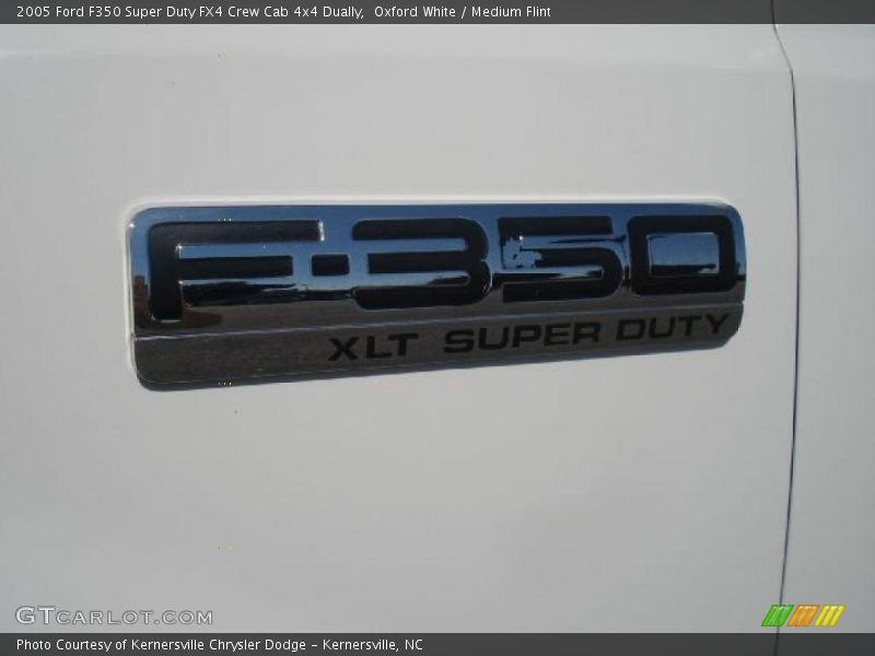 Oxford White / Medium Flint 2005 Ford F350 Super Duty FX4 Crew Cab 4x4 Dually