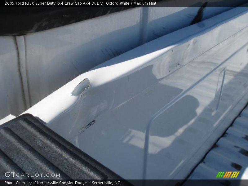Oxford White / Medium Flint 2005 Ford F350 Super Duty FX4 Crew Cab 4x4 Dually