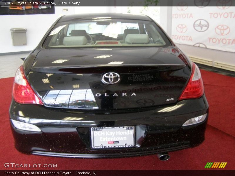 Black / Ivory 2007 Toyota Solara SE Coupe