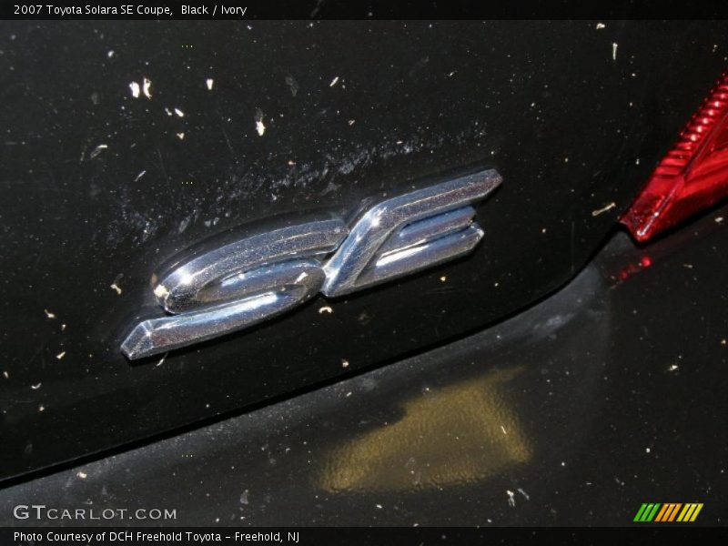 Black / Ivory 2007 Toyota Solara SE Coupe