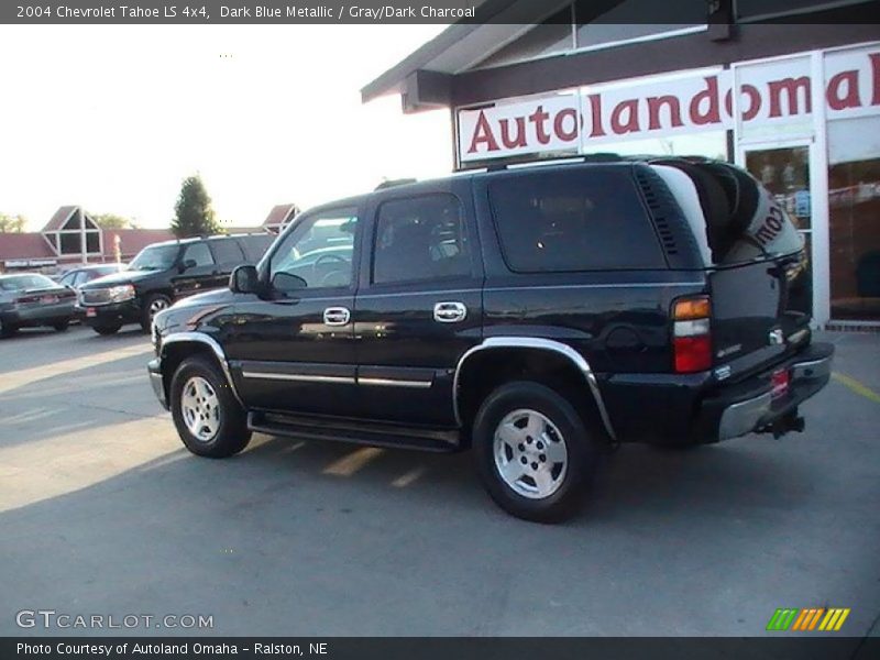 Dark Blue Metallic / Gray/Dark Charcoal 2004 Chevrolet Tahoe LS 4x4
