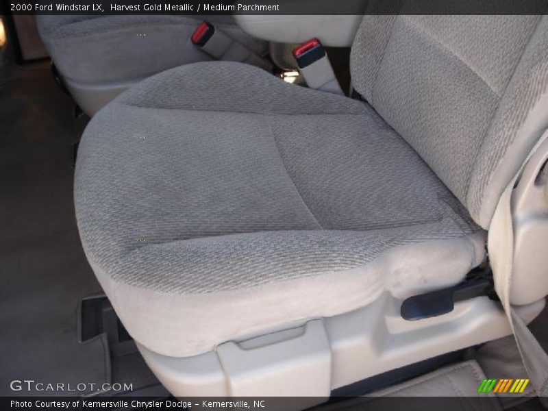 Harvest Gold Metallic / Medium Parchment 2000 Ford Windstar LX